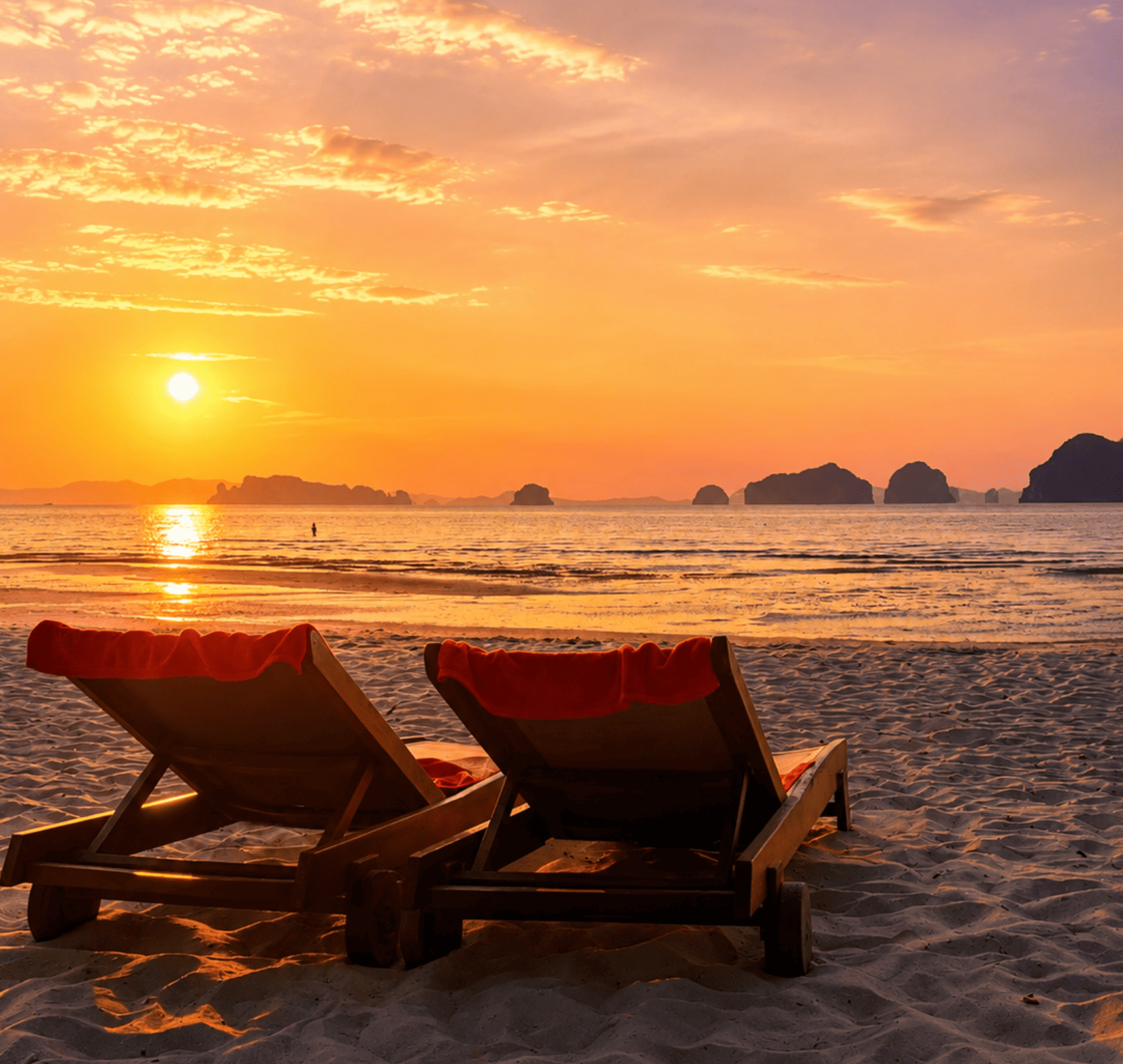 Watch the Sunset at Tubkaek Beach
